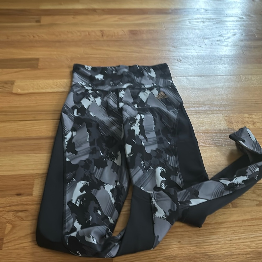 Adidas leggings